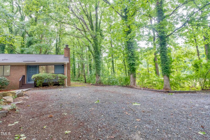 30 Dollar Rd, Chapel Hill, NC 27516