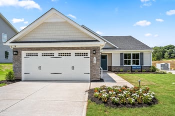 30 Elmwood Ave, Sanford, NC 27330