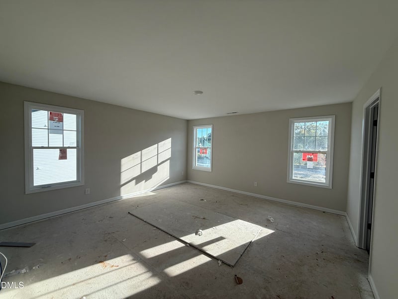 30 Emily Gardens Dr, Selma, NC 27576