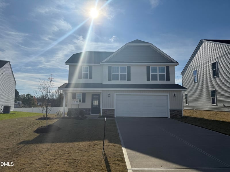 30 Emily Gardens Dr, Selma, NC 27576