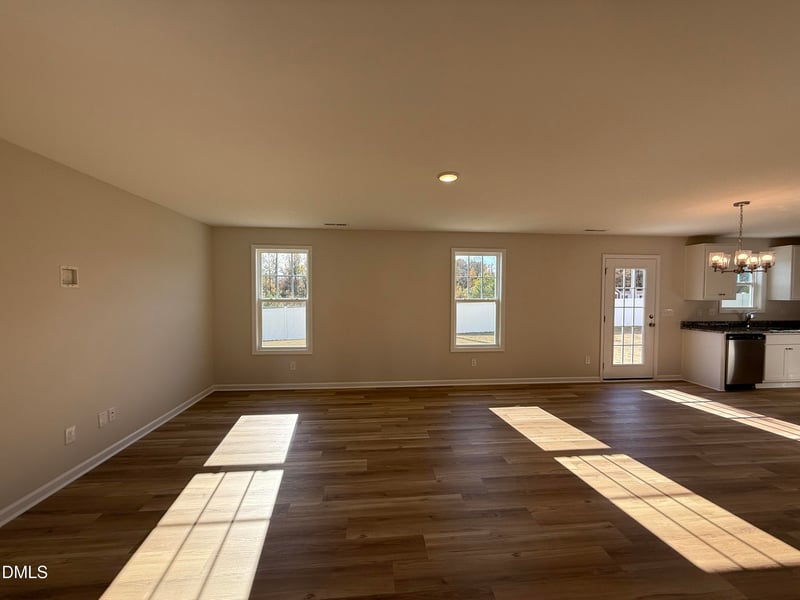 30 Emily Gardens Dr, Selma, NC 27576