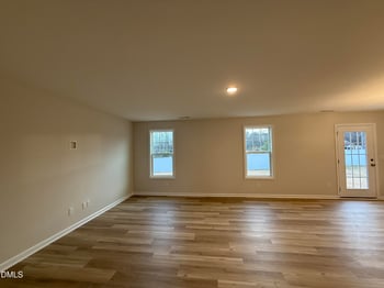 30 Emily Gardens Dr, Selma, NC 27576