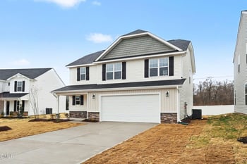 30 Emily Gardens Dr, Selma, NC 27576