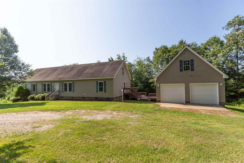 30 Fieldstone Dr, Louisburg, NC 27549