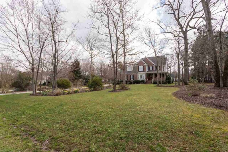 30 Georgetown Woods Dr, Youngsville, NC 27596