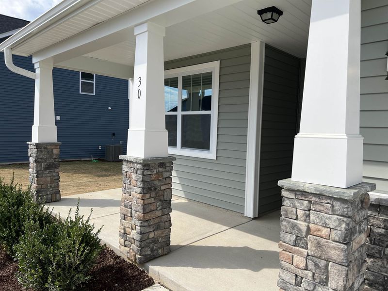30 Hartford Ln, Fuquay Varina, NC 27526
