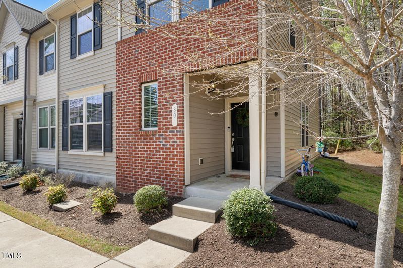30 Holly Berry Ln, Durham, NC 27703
