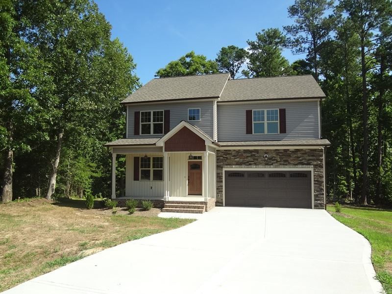 30 Long Leaf Ct, Youngsville, NC 27596