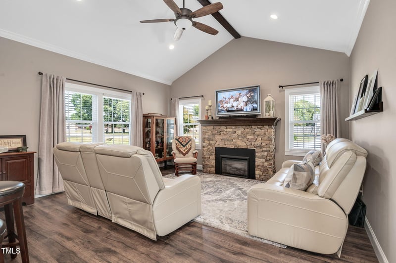30 Lynn St, Coats, NC 27521