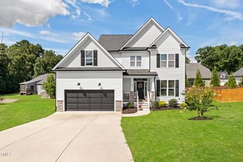 30 Mohers Cliff Ct, Youngsville, NC 27596
