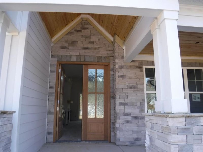 30 Paddocks Ct, Zebulon, NC 27597