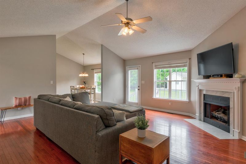 30 Parrish Farm Ln, Benson, NC 27504
