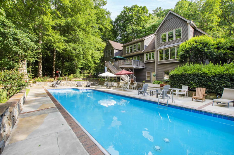 30 Sedgewood Rd, Chapel Hill, NC 27514