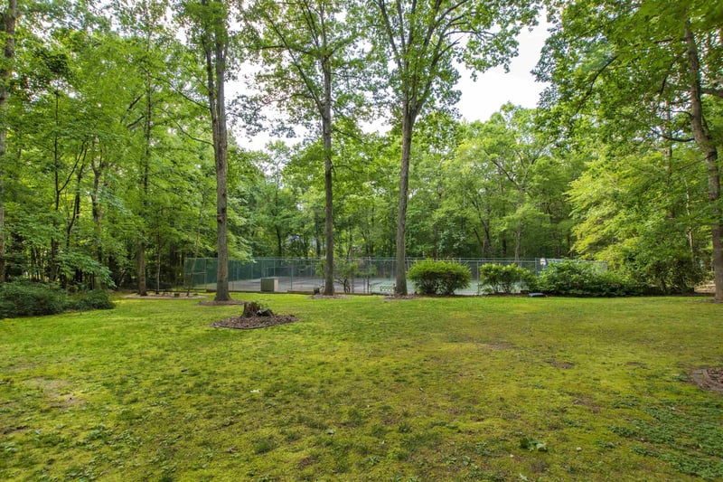 30 Sedgewood Rd, Chapel Hill, NC 27514