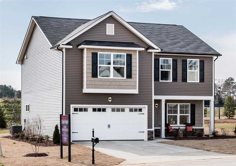 30 Shore Pine Dr, Youngsville, NC 27596