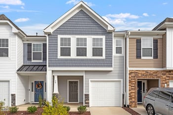30 Snowshill St, Angier, NC 27501