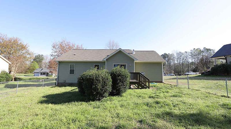 30 Stonecrest Dr, Louisburg, NC 27549