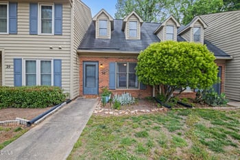 30 Stonewall Way, Durham, NC 27704