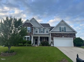 30 Sunbury Ct, Zebulon, NC 27597