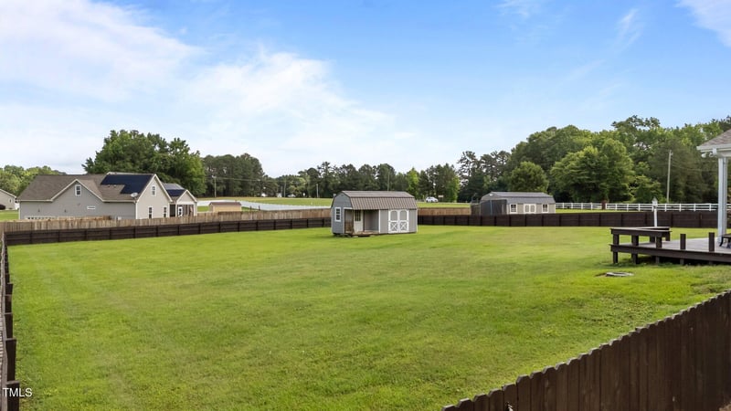 30 Sunbury Ct, Zebulon, NC 27597