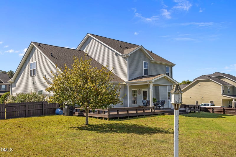 30 Sunbury Ct, Zebulon, NC 27597