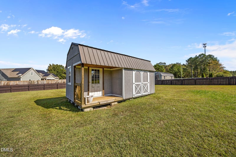 30 Sunbury Ct, Zebulon, NC 27597