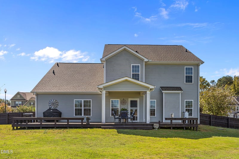 30 Sunbury Ct, Zebulon, NC 27597