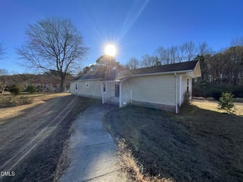 30 Sutton Rd, Louisburg, NC 27549