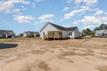 30 Tee Dr, Selma, NC 27576