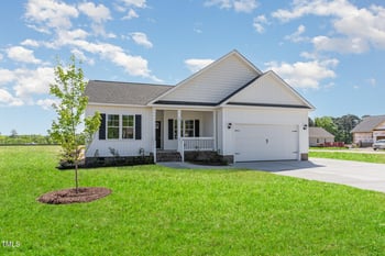 30 Tee Dr, Selma, NC 27576