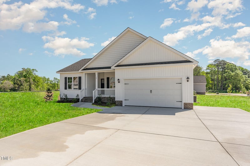30 Tee Dr, Selma, NC 27576