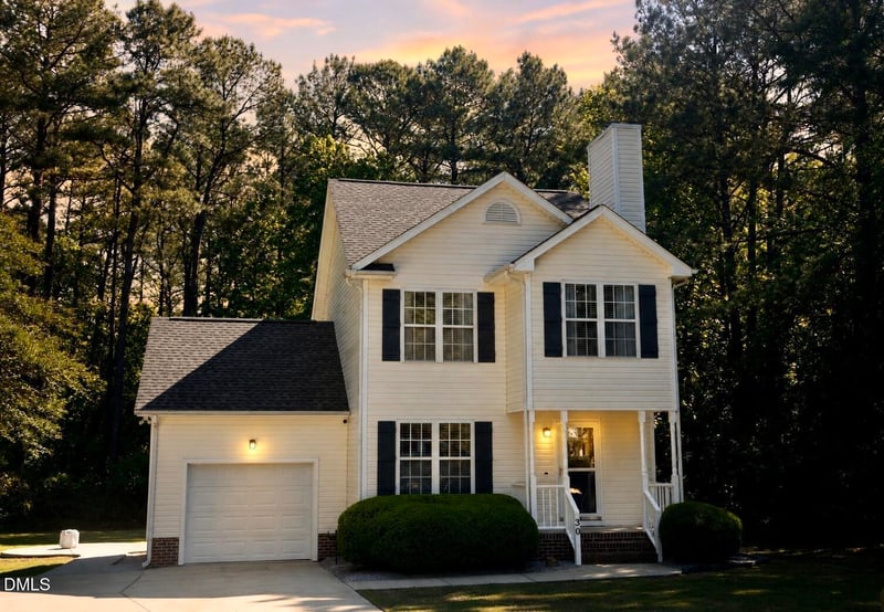 30 Vauxhall Ct, Youngsville, NC 27596