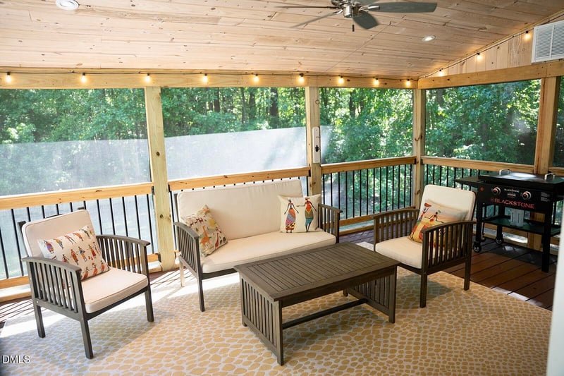30 Vauxhall Ct, Youngsville, NC 27596