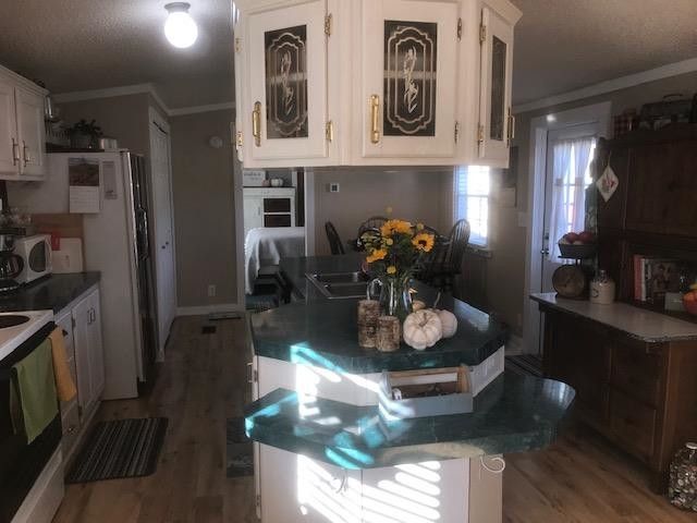 30 Waterview Ct, Fuquay Varina, NC 27526