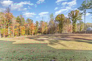 300 Amber Oak Dr, Selma, NC 27576