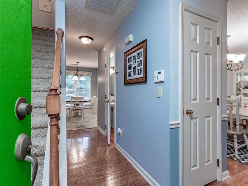 300 Amberglow Pl, Cary, NC 27513