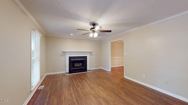 300 Ash Ct, Holly Springs, NC 27540