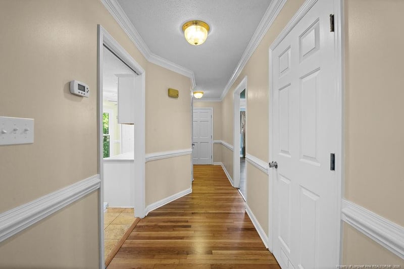 300 Ayrshire Ct, Fayetteville, NC 28311