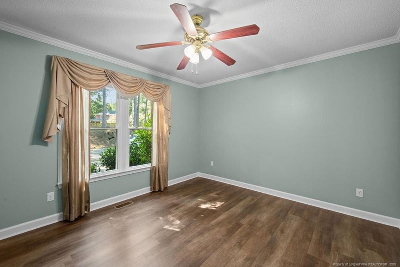 300 Ayrshire Ct, Fayetteville, NC 28311