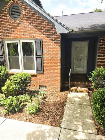 300 Ayrshire Ct, Fayetteville, NC 28311