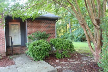 300 Ayrshire Ct, Fayetteville, NC 28311