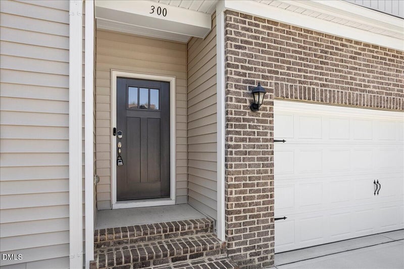 300 Babbling Creek Dr, Youngsville, NC 27596