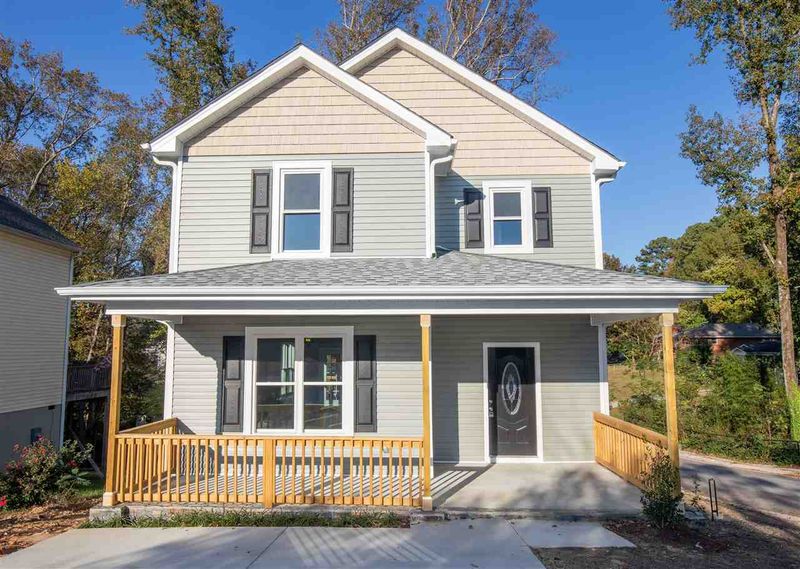 300 Baucom St, Apex, NC 27502
