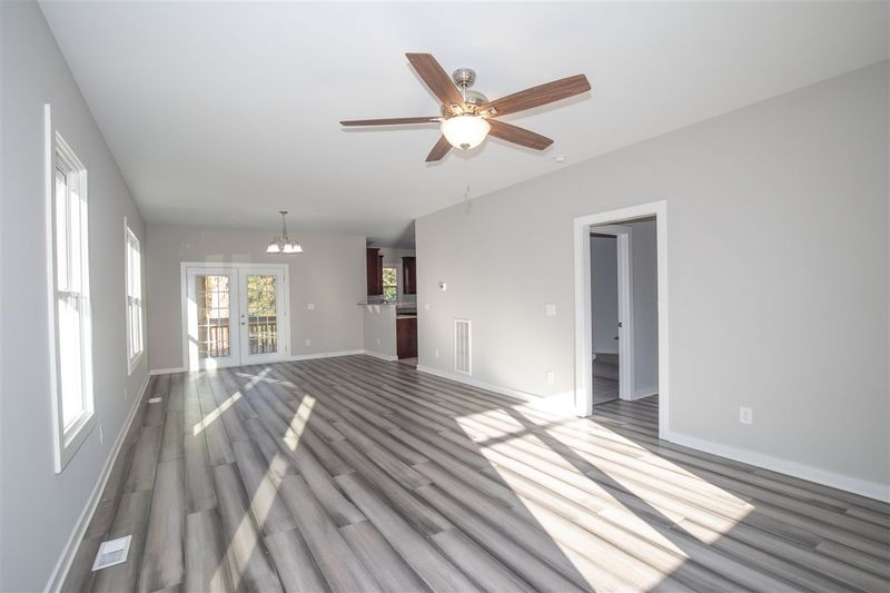 300 Baucom St, Apex, NC 27502