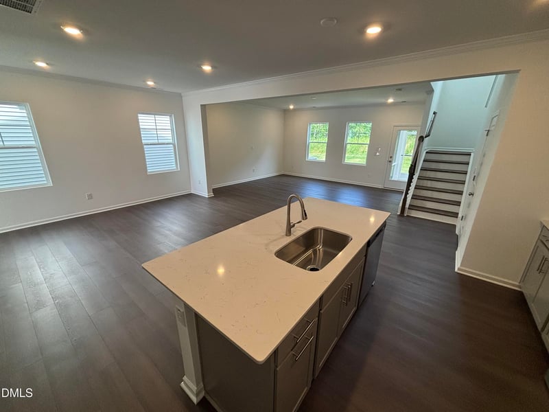 300 Beachcomber Dr, Lillington, NC 27546