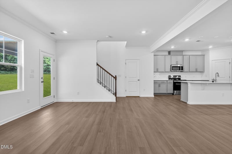 300 Beachcomber Dr, Lillington, NC 27546