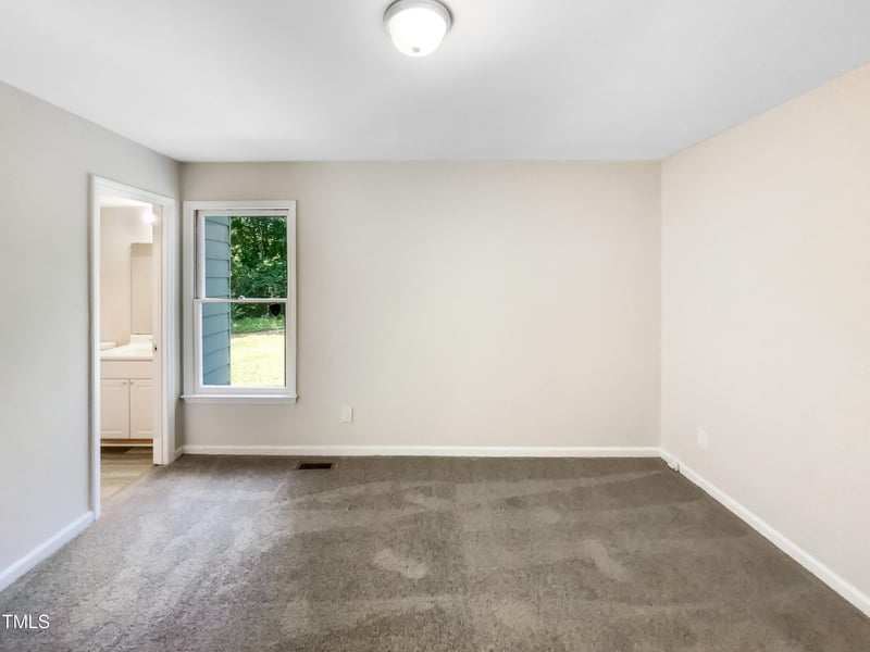 300 Bend Dr, Knightdale, NC 27545