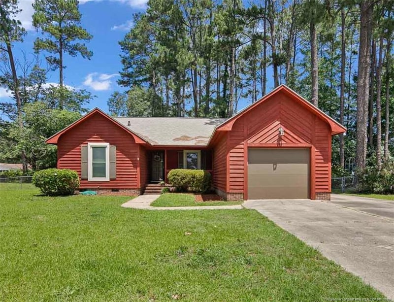 300 Bonita Ct, Fayetteville, NC 28314