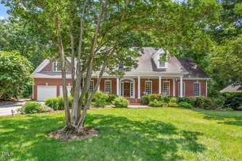 300 Bordeaux Ln, Cary, NC 27511