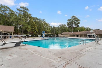 300 Bordeaux Ln, Cary, NC 27511